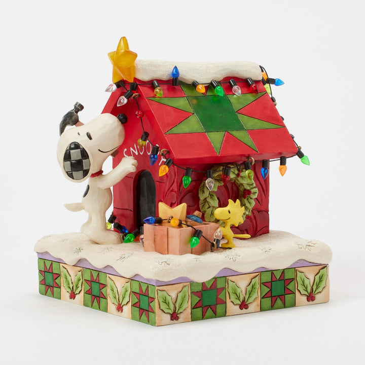 Signed - Snoopy LED Doghouse