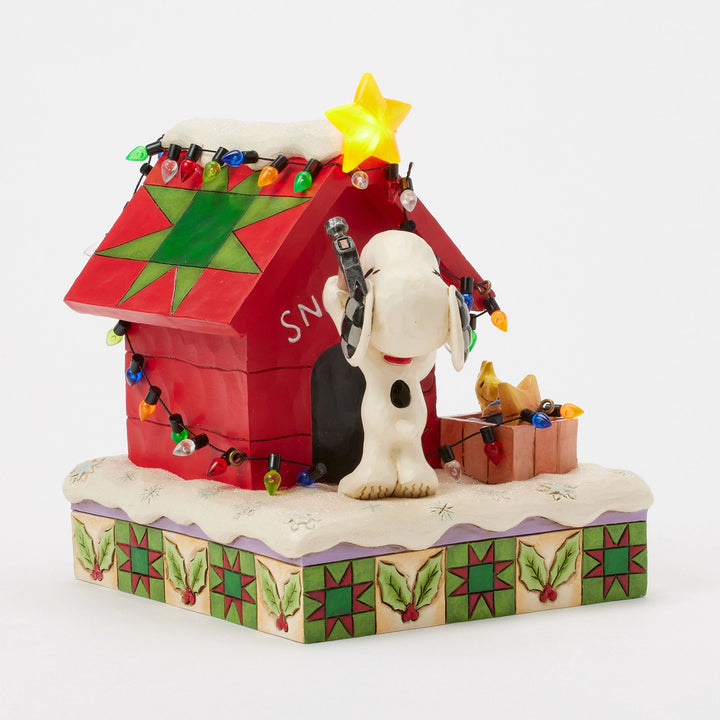 Signed - Snoopy LED Doghouse