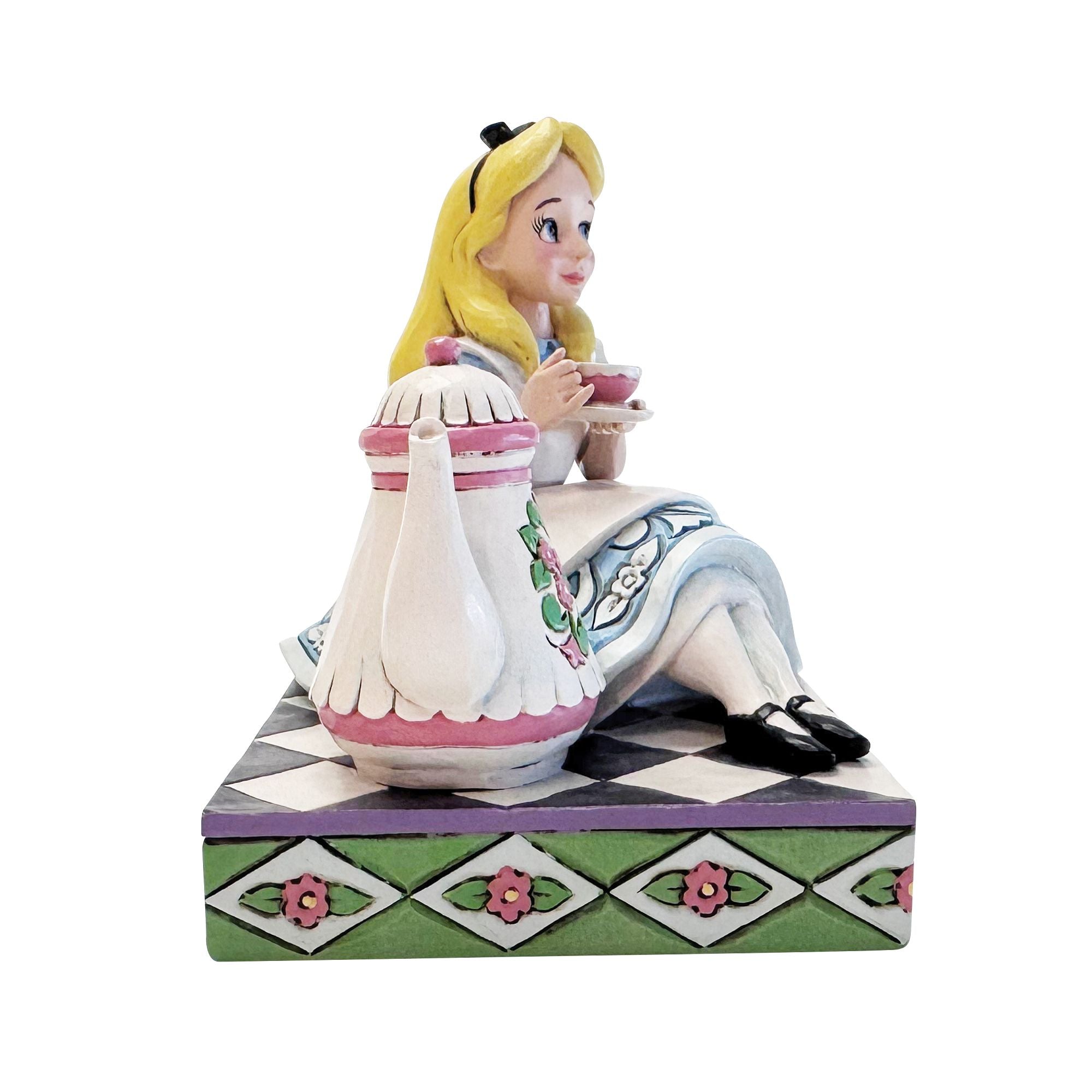 Disney Traditions Alice フィギュア Alice with Teapot – Jim Shore
