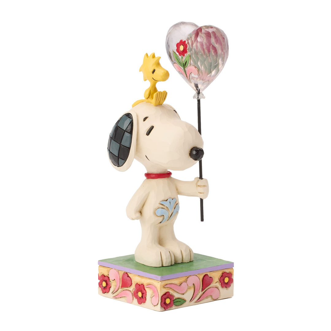 Snoopy with Heart Balloon